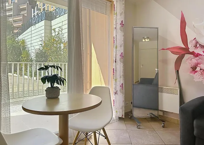 Direct Monaco Devant Piscine Apartment Beausoleil